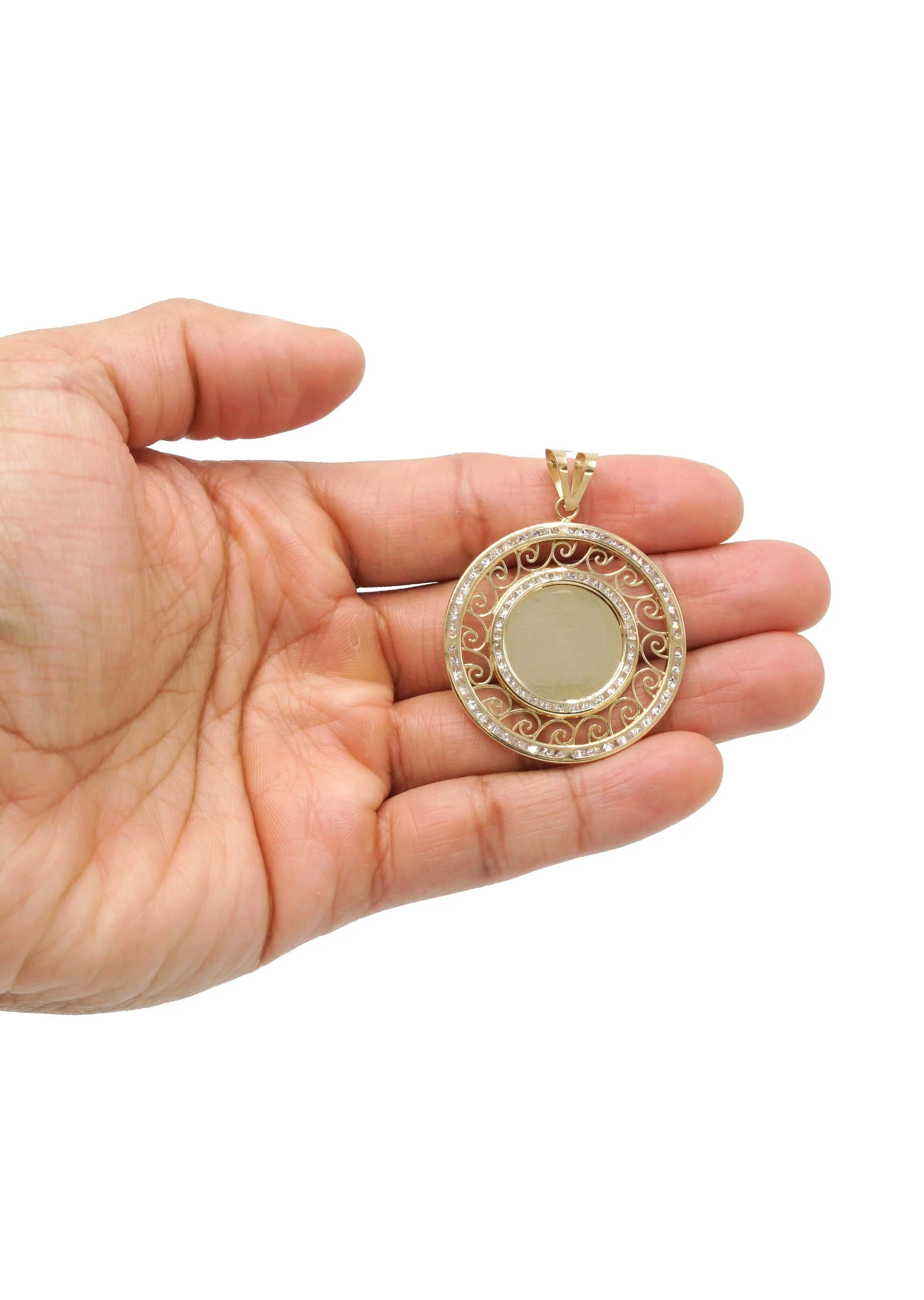 10K Yellow Gold CZ Picture Pendant Necklace | Appx. 15.6 Grams - Image 5