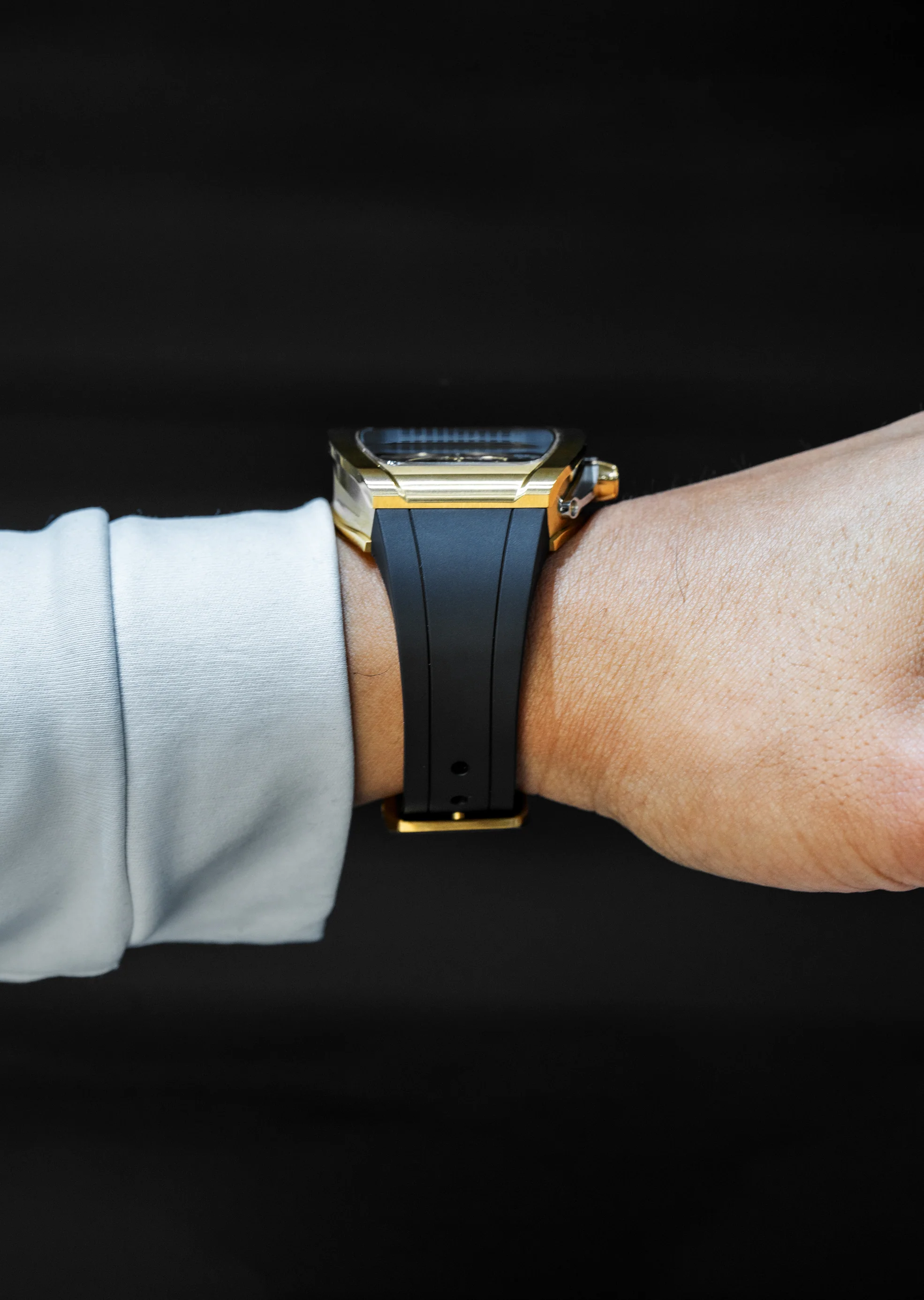 Frost NYC Mens Watch - Automatic  Skeleton Sport Gold Watch | FRST-01-CY| Black - Image 3
