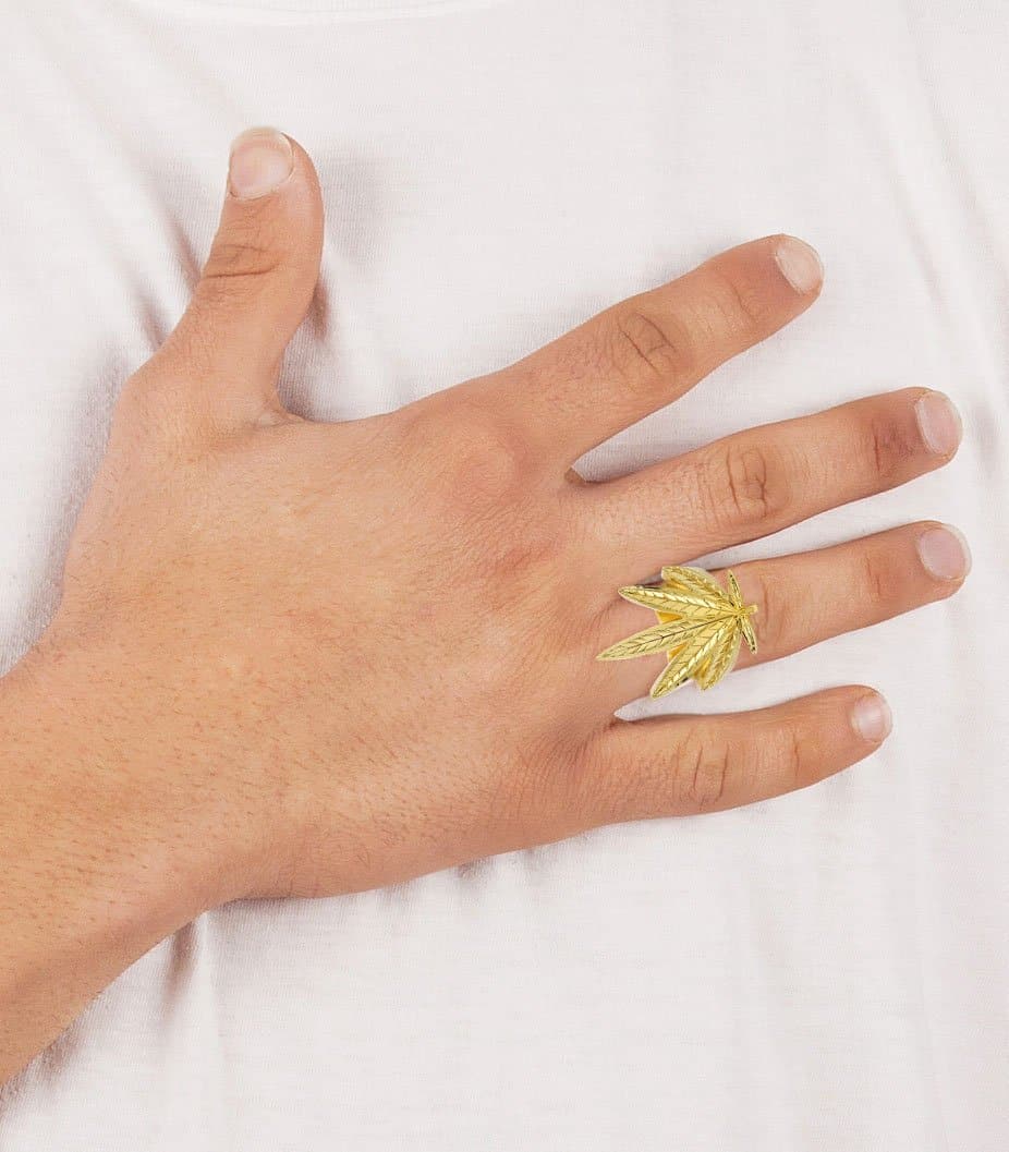 Gold Plated Marihuana Leaf Ring | 14 Grams - Image 4