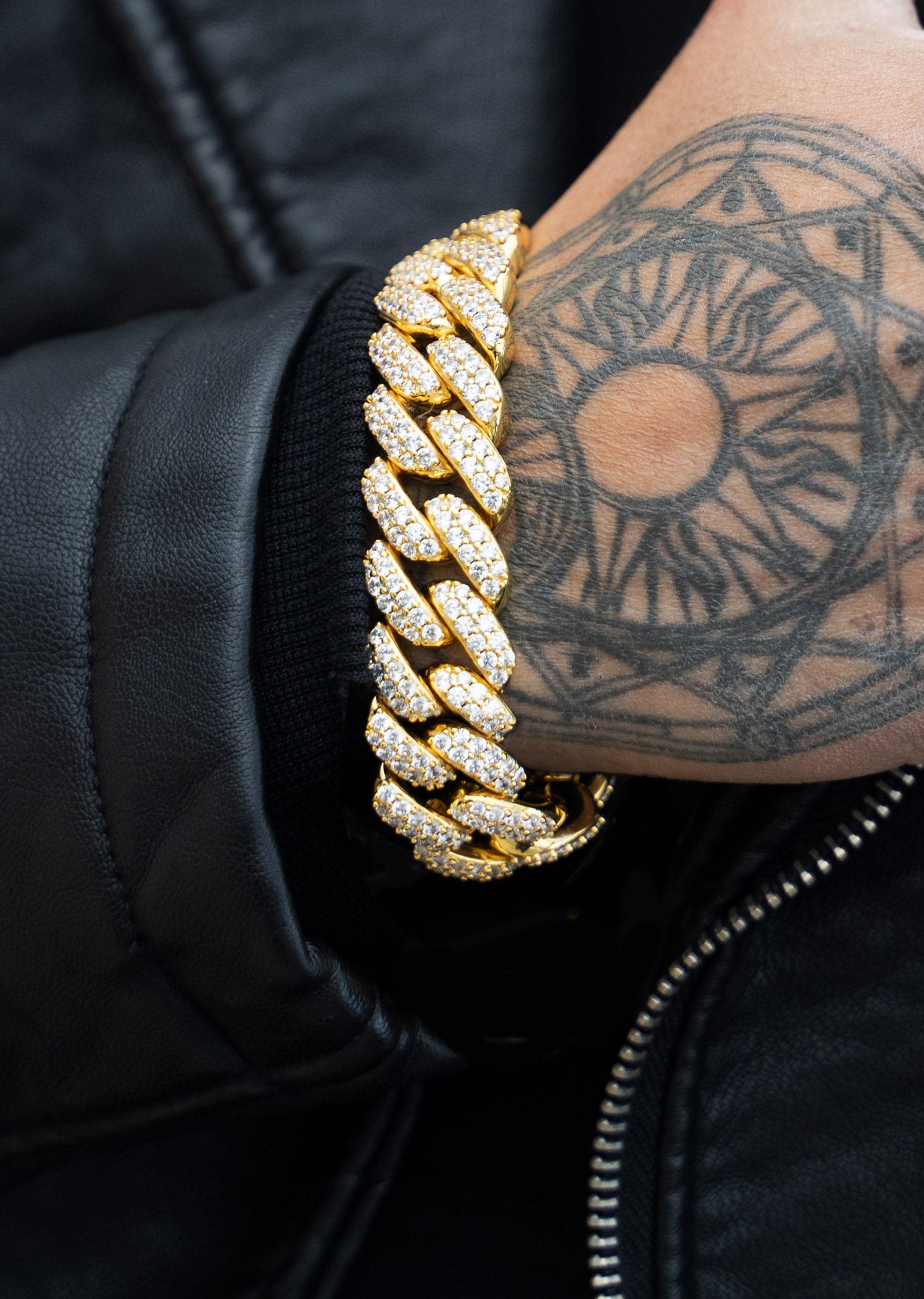 Gold Plated Mens Iced Out Miami Cuban Link Bracelet - Image 4